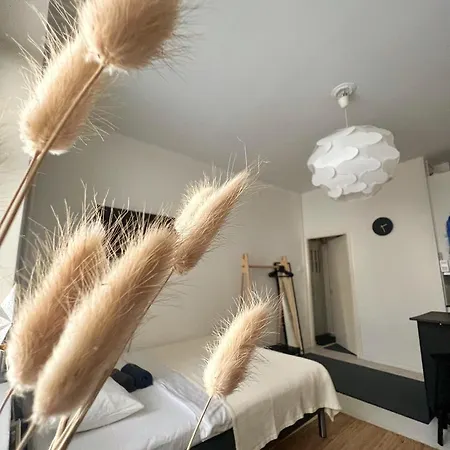Sweethome 49 In Center Design District Lägenhet